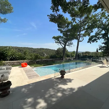 Maison D'architecte Piscine Vue Exceptionnelle A Pied Villa Uzes